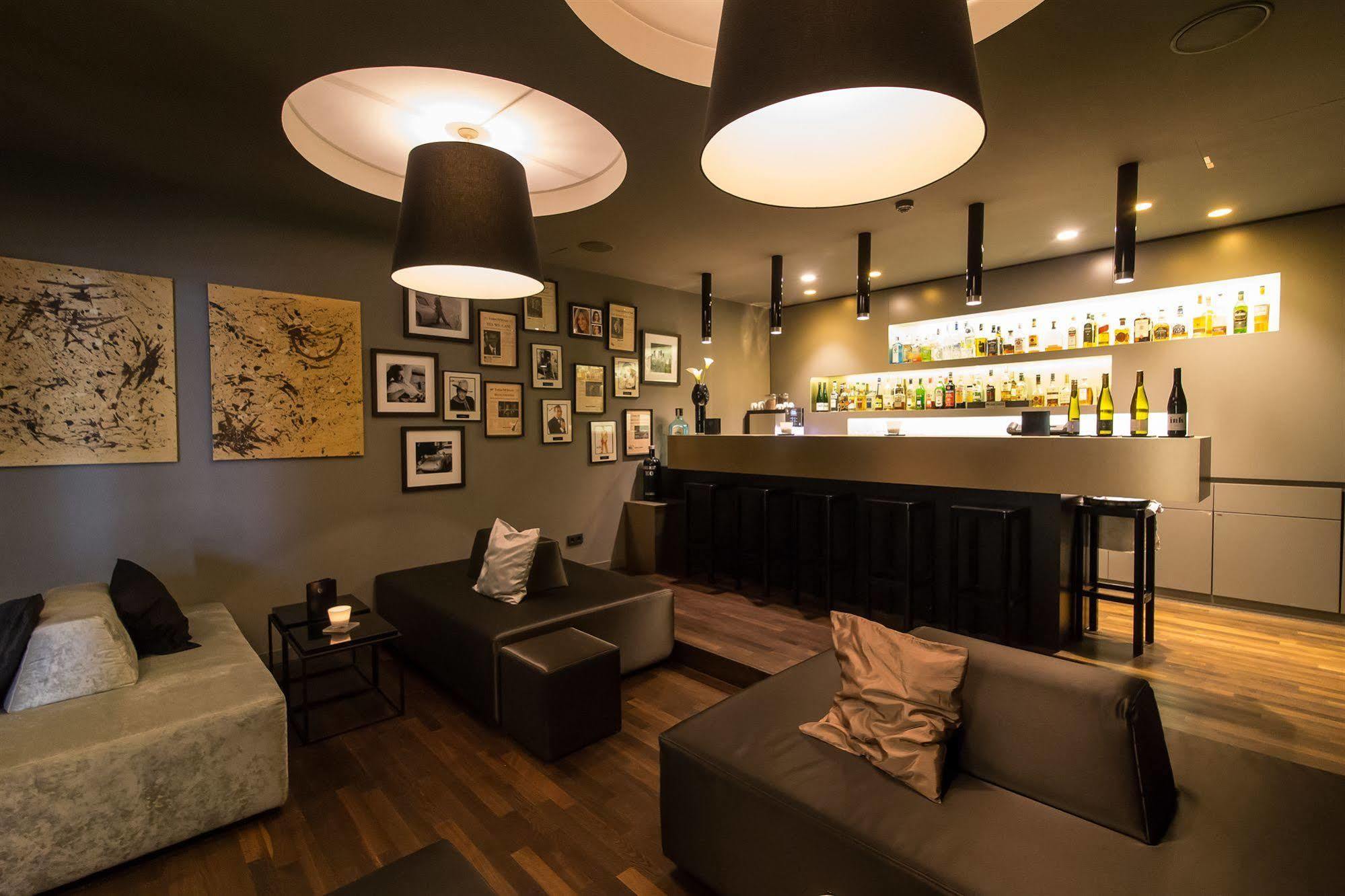 Hotel Cult Frankfurt 4*